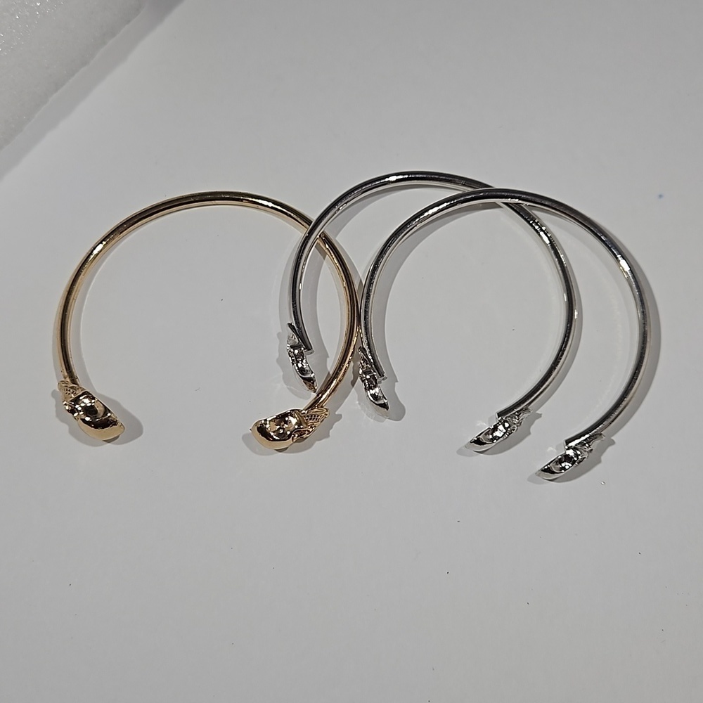 3 PIRATE SKULL Silvertone & Goldtone Bangle Bracelets - Picture 9 of 9